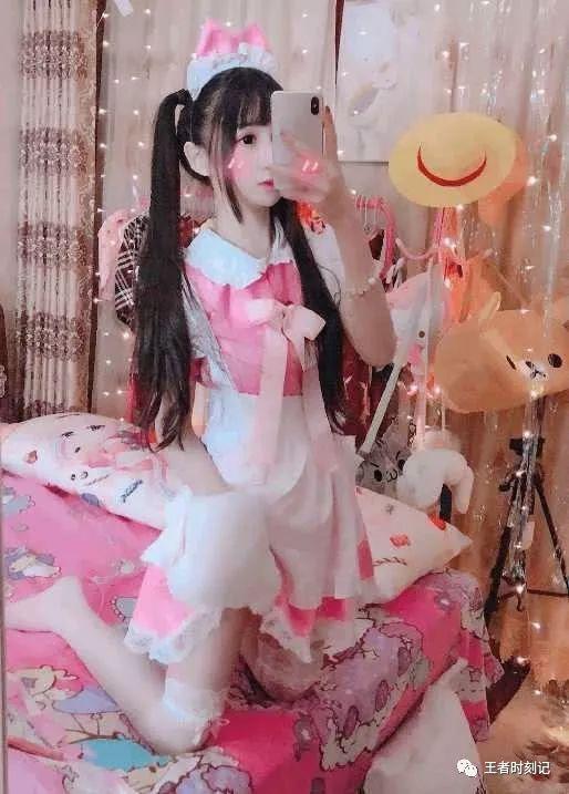 娱乐吃瓜穿上cos,Cosplay盛宴，明星同款造型大揭秘！